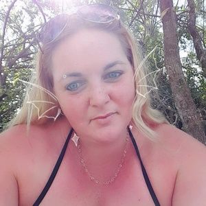 Meet your Posher, Jeannie